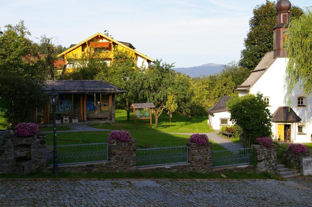 Pension Zur Alten Schmiede Zwiesel Esterno foto